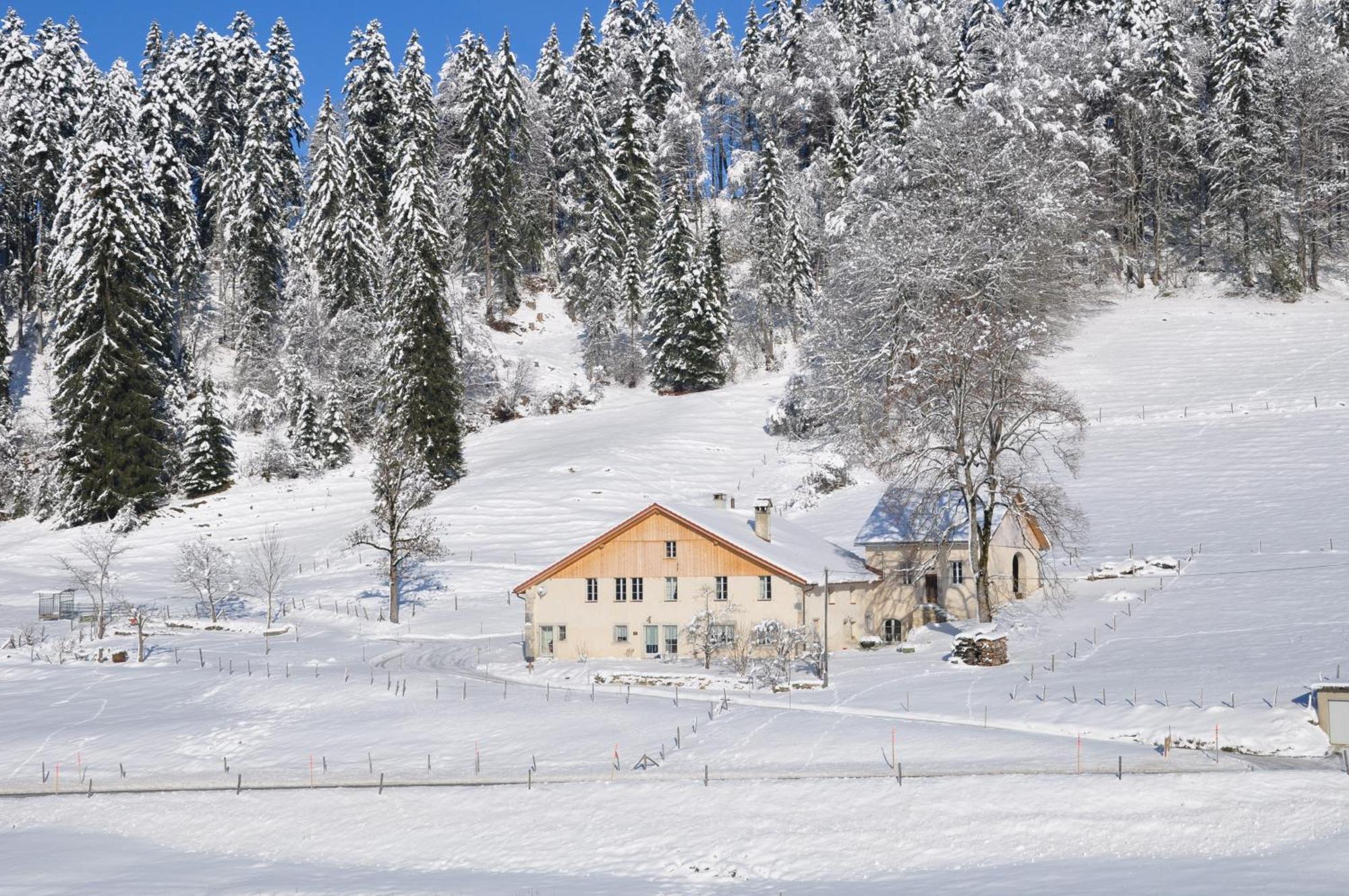 Relais De La Baume Apartman Le Locle Kültér fotó