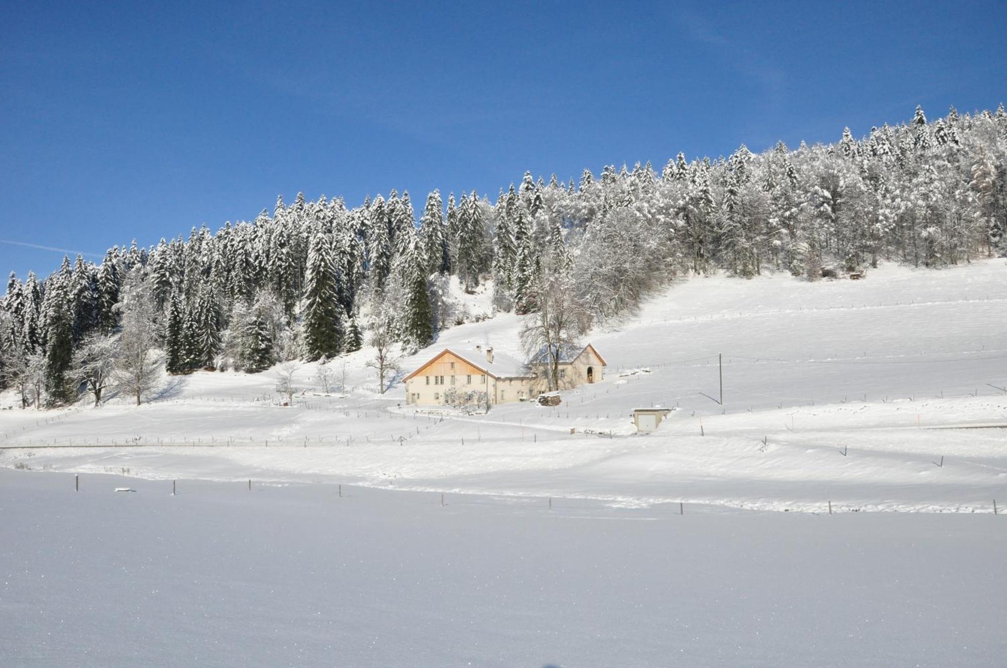 Relais De La Baume Apartman Le Locle Kültér fotó